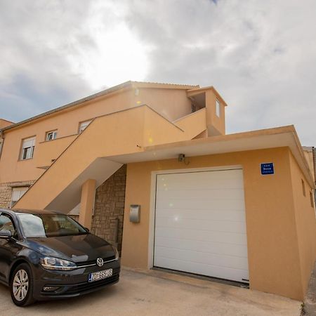 Apartman Eva Vrsi Exterior foto